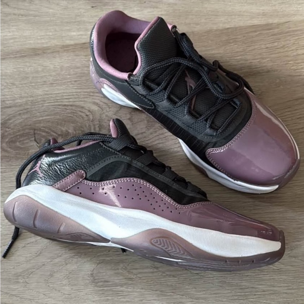 Jordan Women's Sneakers in Black and Purple